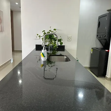 Apartamento Con Jacuzzi Y Piscina *